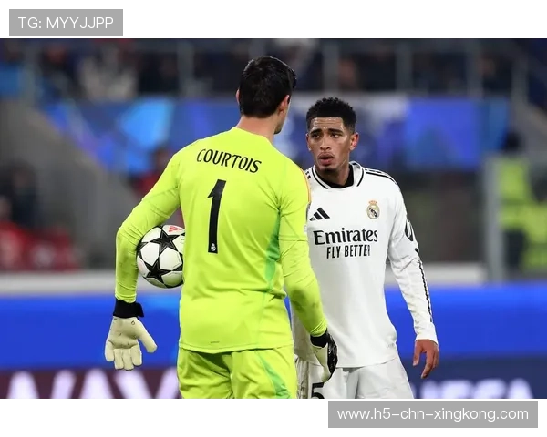 贝林厄姆飞身垫射建功,皇马锁定关键三分