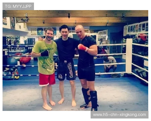 拳击世界对抗赛:节奏拉满,观众全程紧绷